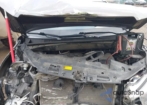 2018 Toyota Highlander Xle from USA, damaged, VIN 5TDJZRFH8JS544658